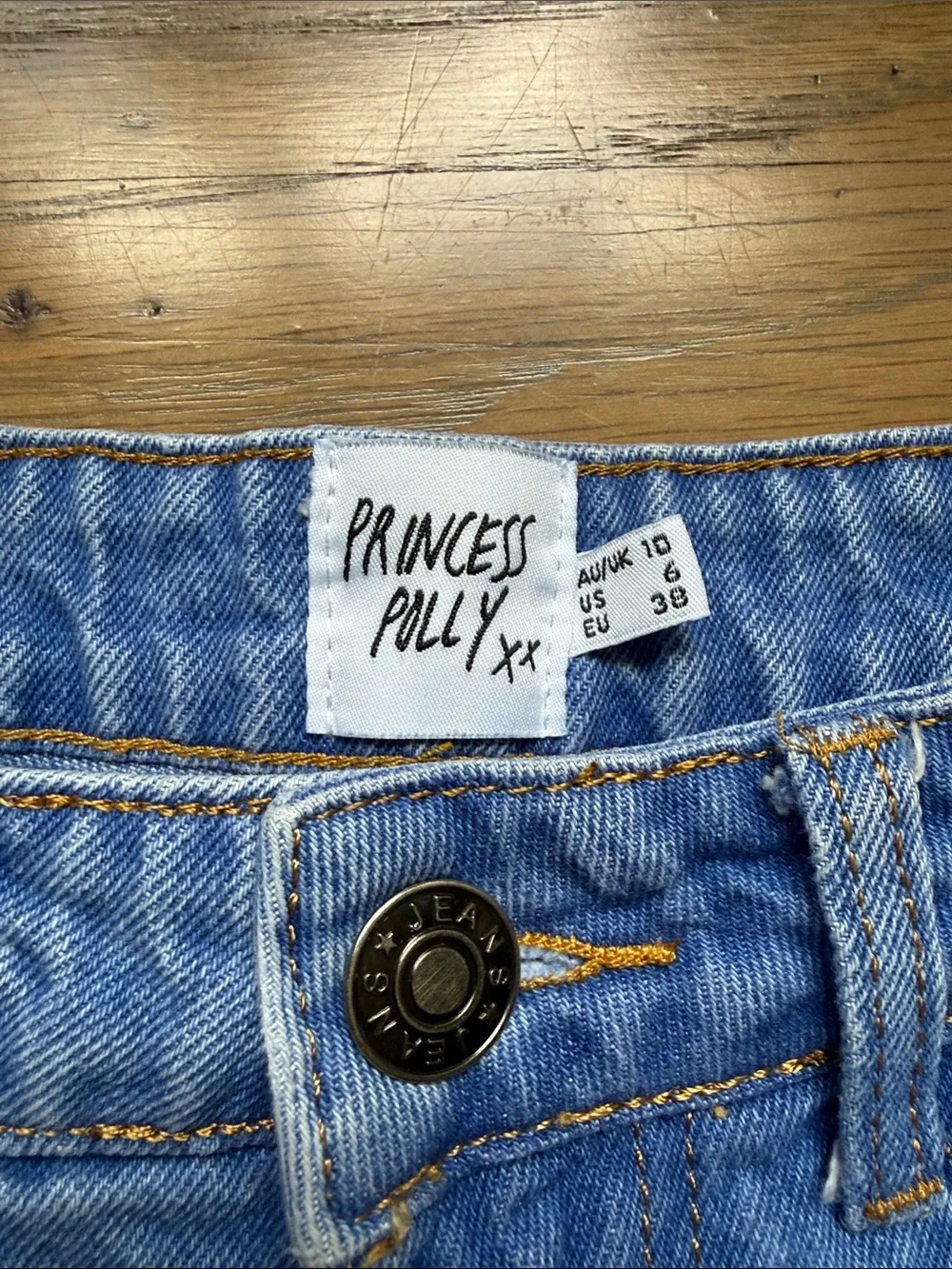 Princess Polly Blue High-Rise Denim Shorts size 6 - Picture 2 of 8